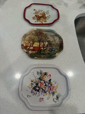 Set of 3 Vintage Floral & Scenic Decorative trinket tray White, Red, Multicolor